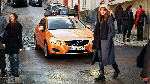 2010Geneva-VolvoS60-524